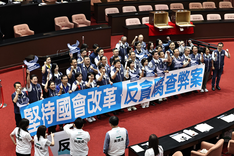 國會職權法案覆議遭否決 總統府：審慎評估釋憲