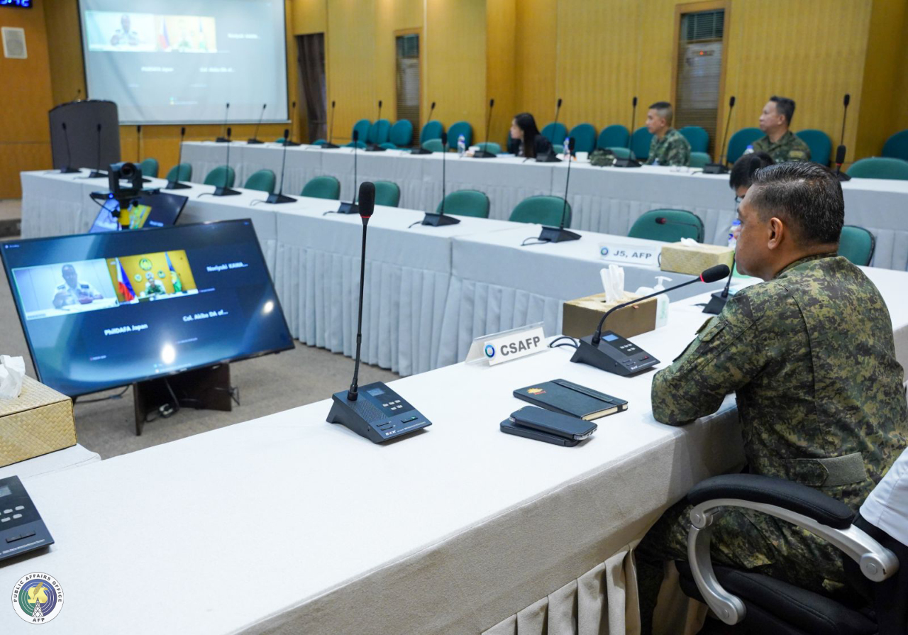 中國海警南海揮刀斧 菲軍：極大克制堅持專業