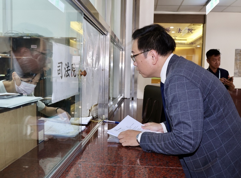 覆議與憲法訴訟