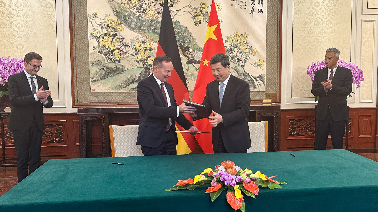 德國交長訪中簽備忘錄 德總理不滿事先未協商