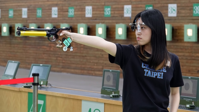 劉恆妤征戰射擊世大錦 女子10公尺空氣手槍摘金
