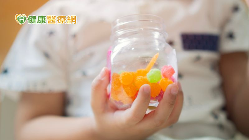腸病毒喉嚨痛吃不下不能喝飲料、吃甜食？血糖高會增加重症風險？