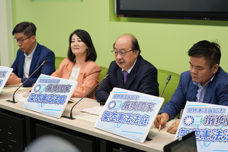 選罷法衝突 綠批摧毀國家 藍指當家別鬧事