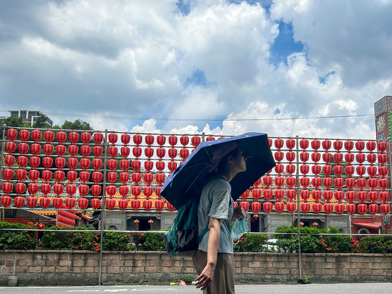 各地高溫防曬補水 午後短延時強降雨