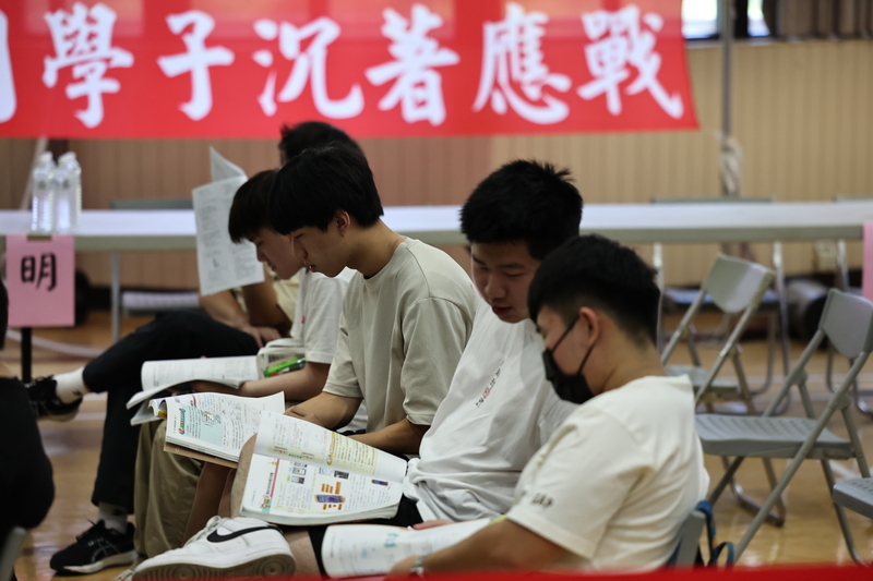 非「背多分」！分科測驗化學比去年簡單 碳捕捉、青光眼藥物都入題
