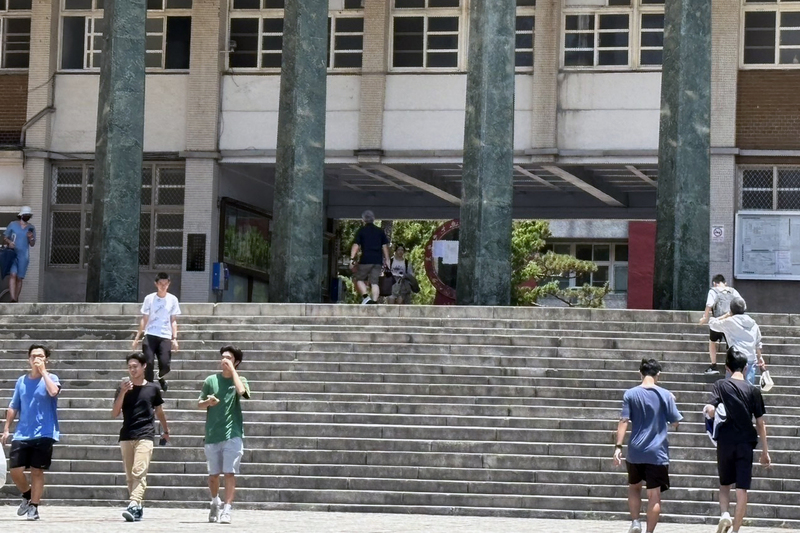 分科測驗數學甲 高中教師：相當具鑑別度 引導式命題立意良善