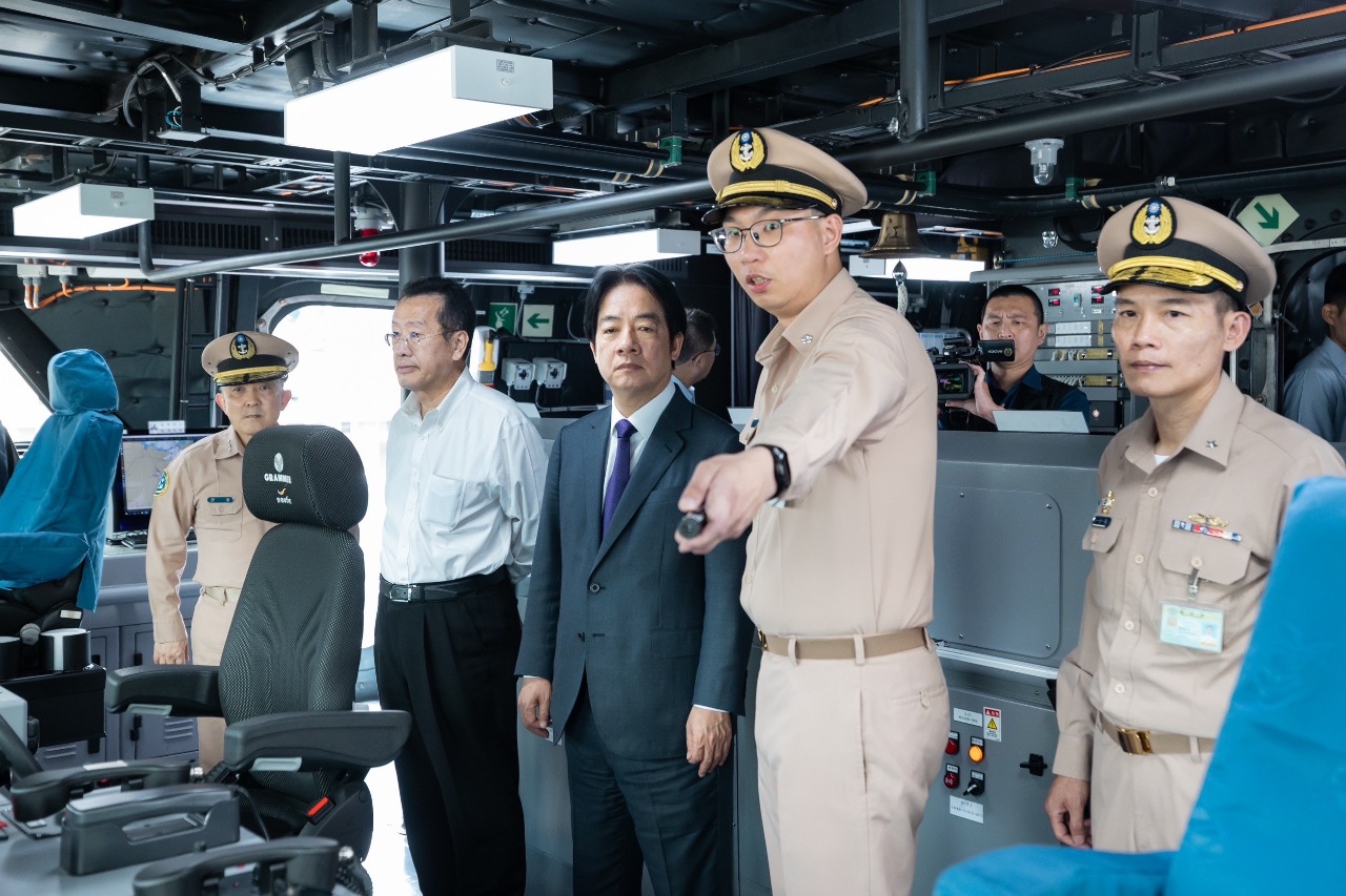 總統勗勉海軍131艦隊 強調基隆軍港西遷將創三贏
