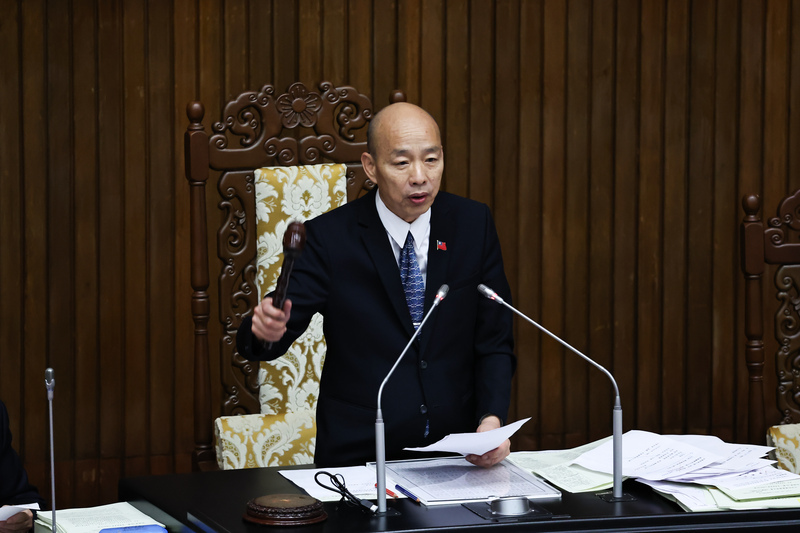 NCC組織法三讀 委員限連任一次 刪除延任規定