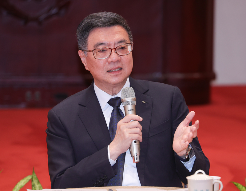 卓榮泰：明年軍公教調薪3%