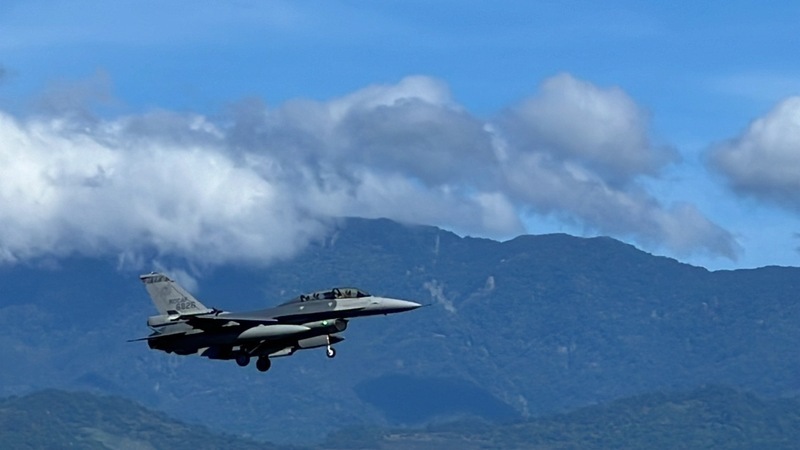 漢光40號演習拂曉展開  軍機轉場東部基地戰力保存(影音)