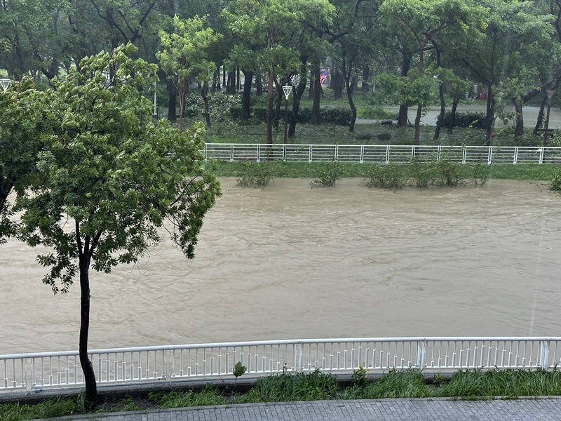 凱米暴雨灌滿全市25個滯洪池 陳其邁：高雄山區雨量超過莫拉克