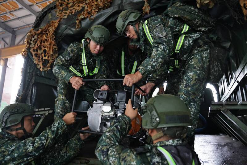 在野大砍國防預算引國際關注 民進黨指減損自我防衛 國民黨稱提報告就可解凍