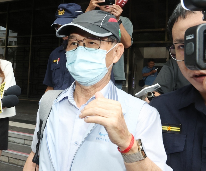 京華城案前北市副市長彭振聲遭約談  訊後諭令限境限居