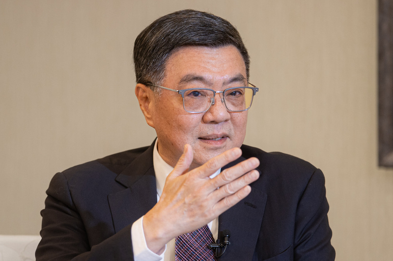 熱心公益、了解時尚 卓榮泰：賈永婕會讓101發亮
