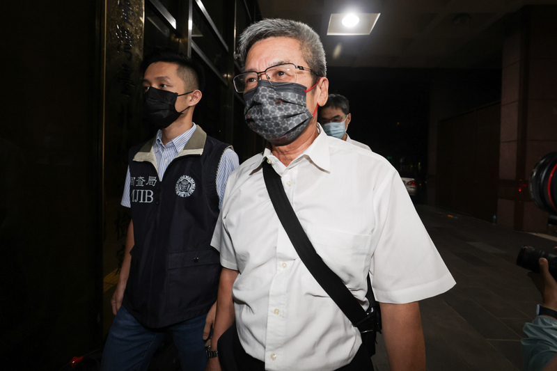 追查柯文哲政治獻金  李文宗轉被告200萬交保