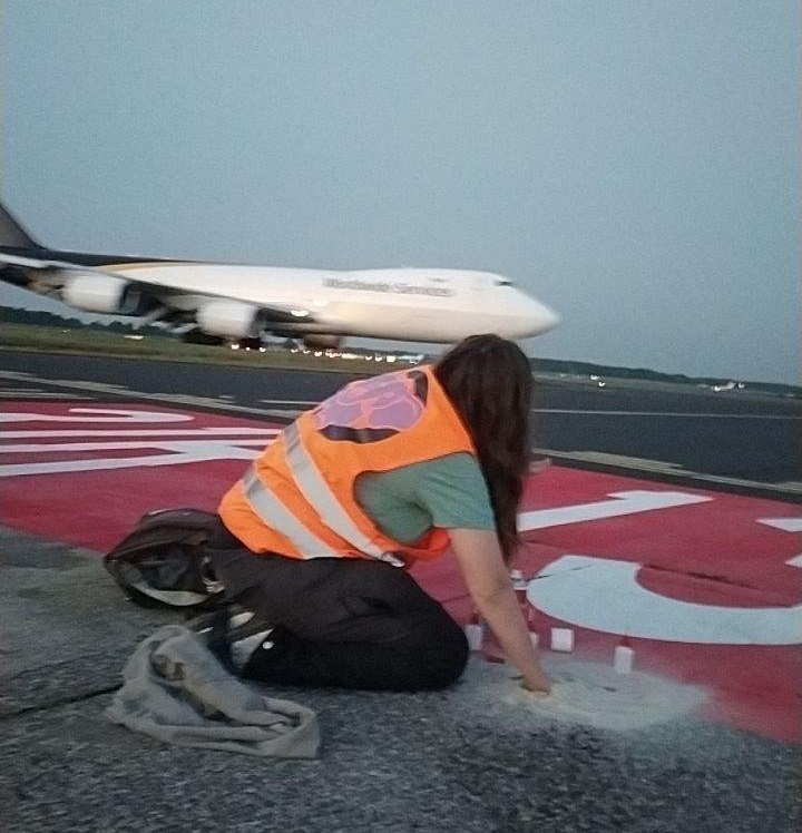 氣候活動人士闖入德國4座機場 擾亂航班起降