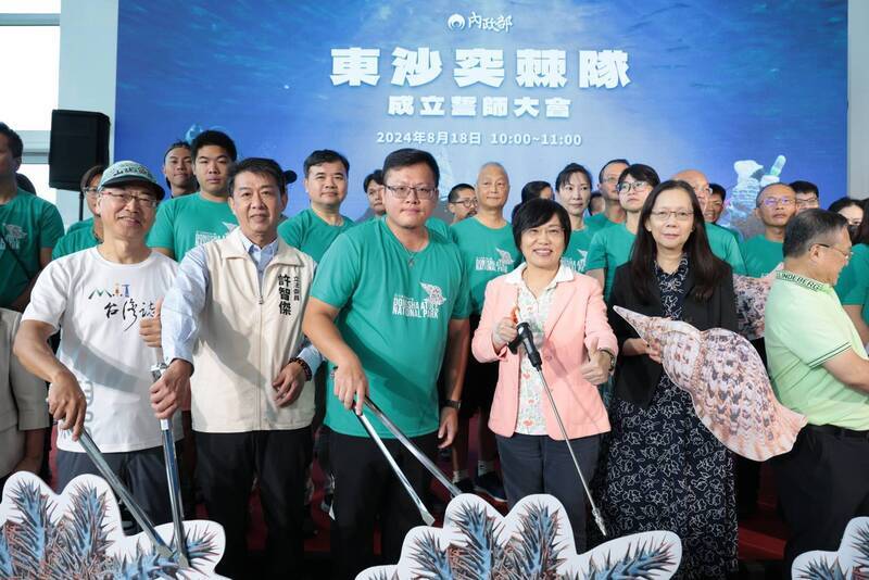 搶救珊瑚礁生態   「東沙突棘隊」將移除棘冠海星