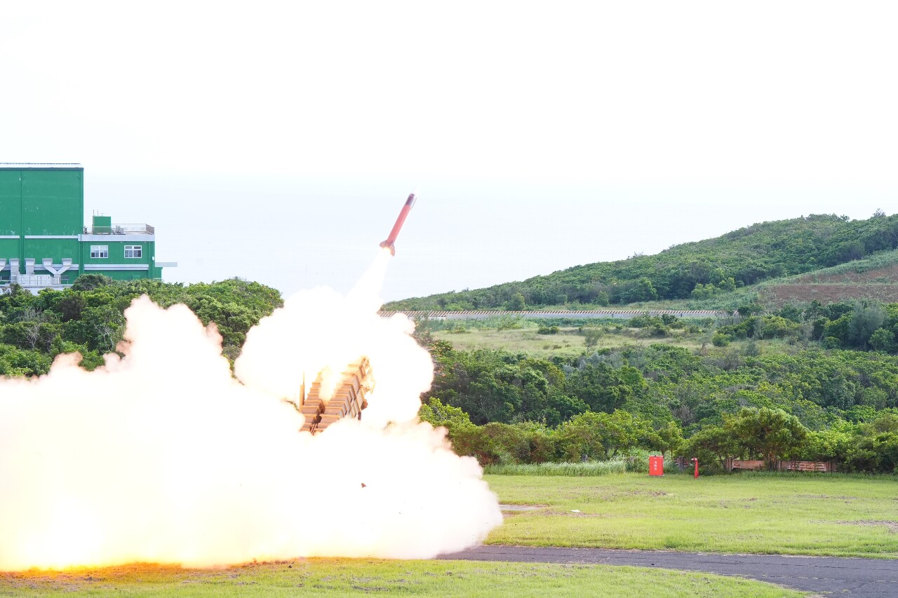 愛國者、天弓實彈發射 國軍「精準飛彈射擊」驗證武器及官兵訓練成果(影音)