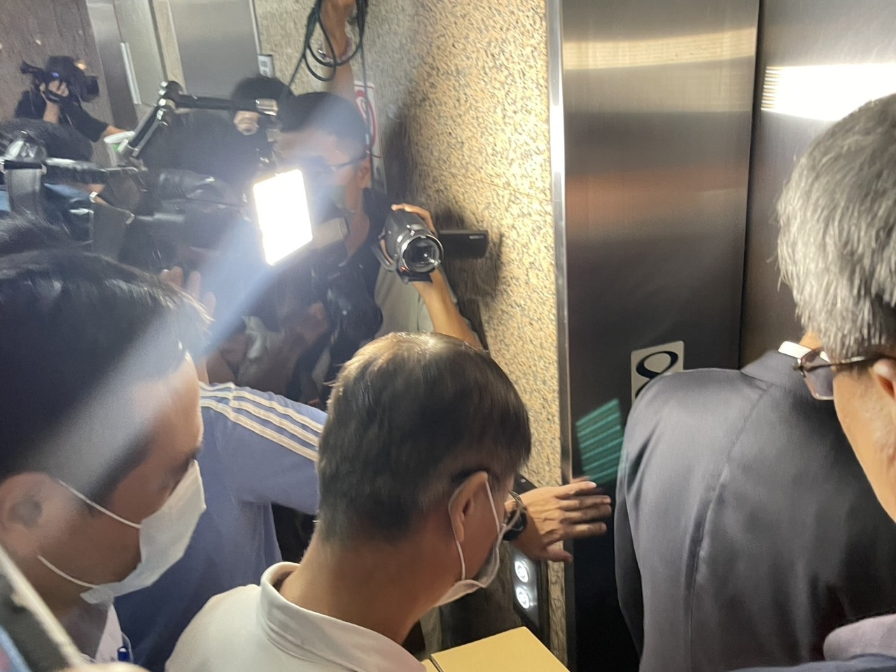 國會辦公室遭搜索 林宜瑾:讓證據說話
