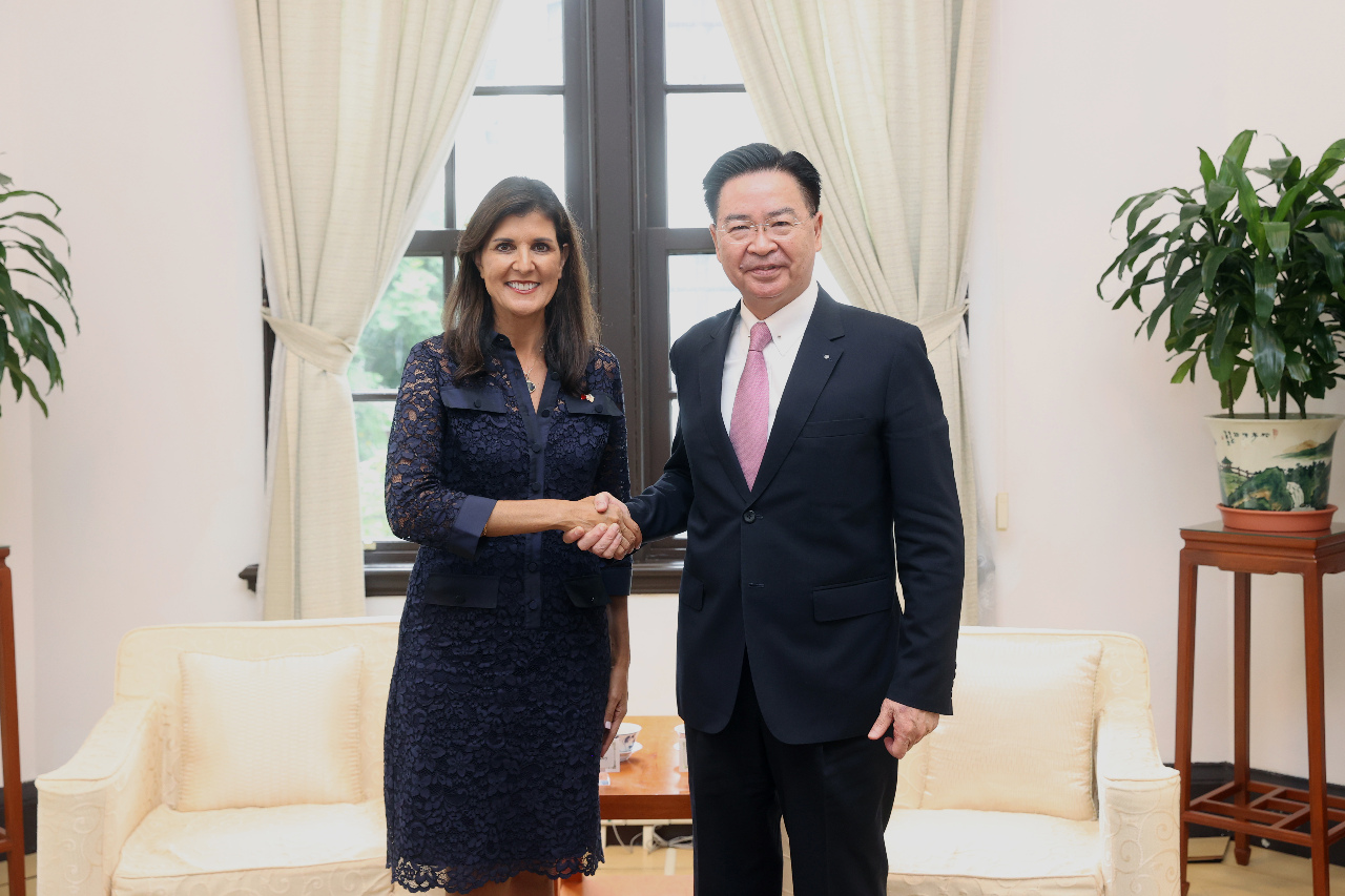 美前駐聯大使海利拜會吳釗燮 指支持台灣是美跨黨派共識