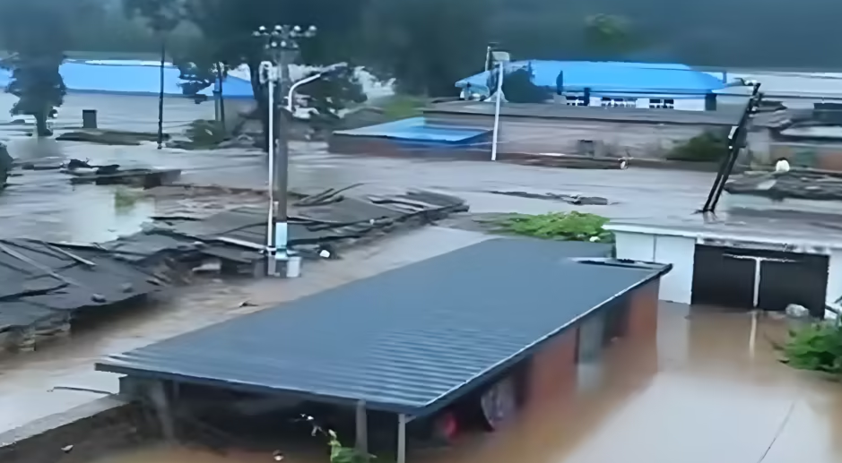遼寧葫蘆島半天降下一年雨量 10人遇難14人失聯