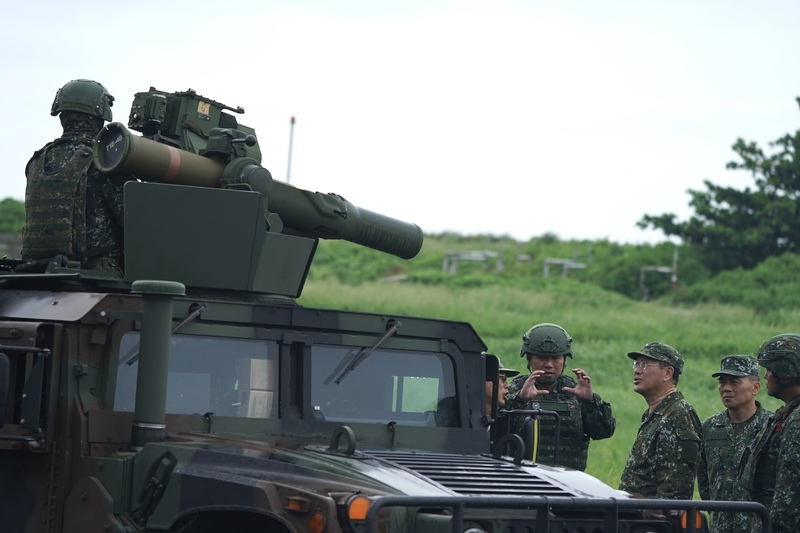 兩岸募兵雙雙拉警報 高薪未必是解方