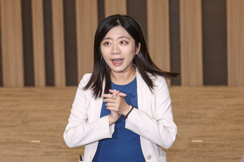 網紅受邀赴新疆 政院：提醒留意赴中風險