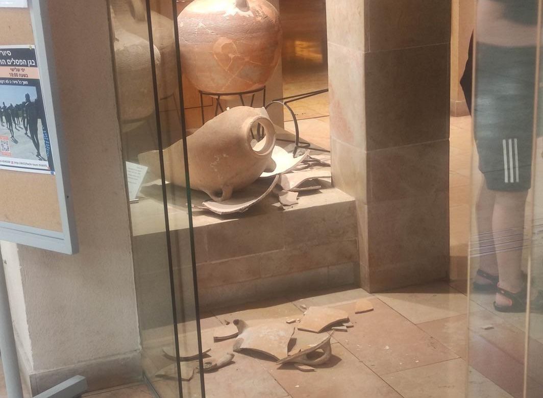 以4歲童弄壞3500年陶罐 博物館暖心邀修復後重遊