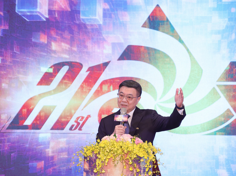 檔案容量將滿水位 卓榮泰：首座國家檔案館明年啟用