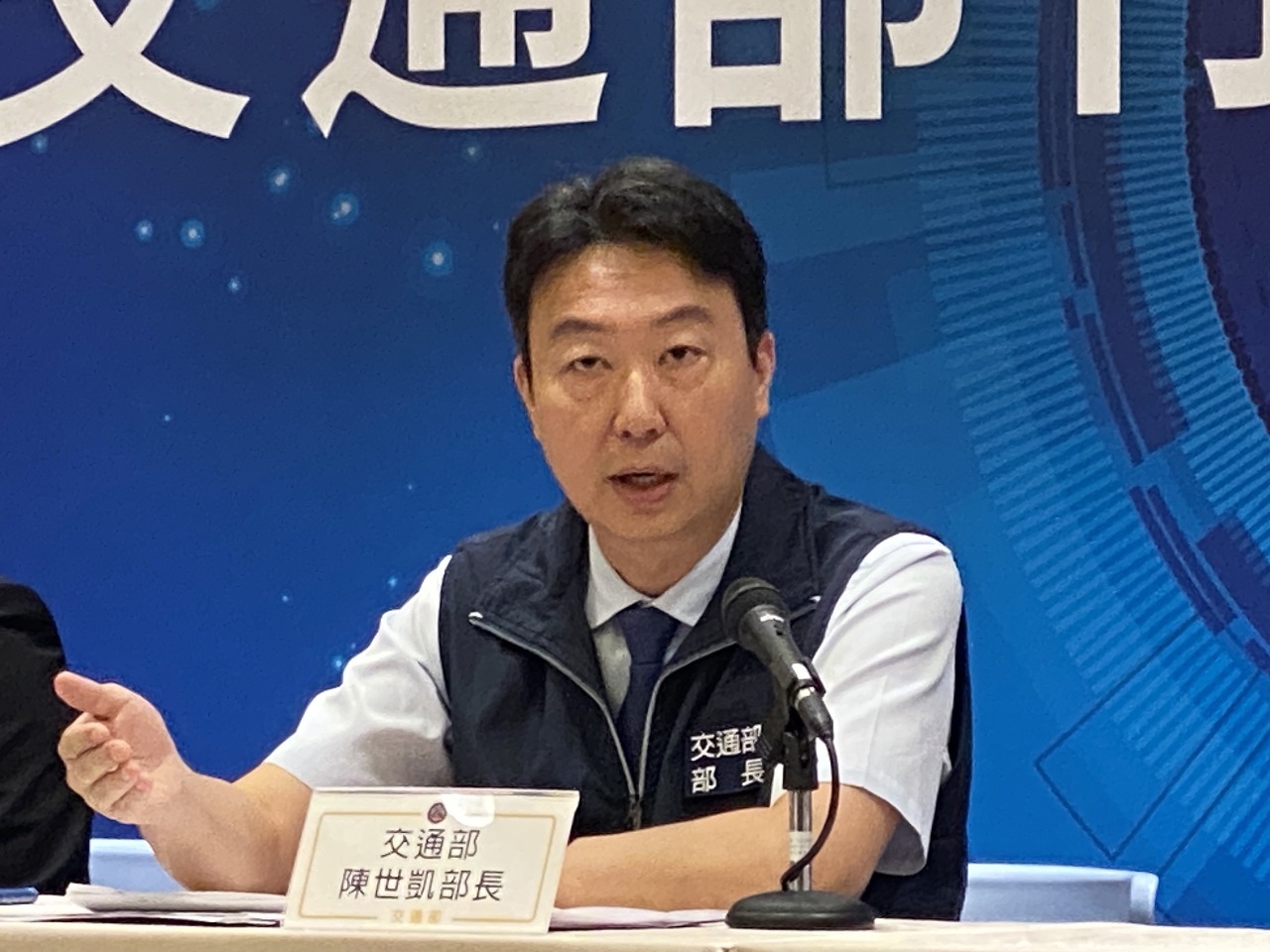 花蓮強降雨鐵公路中斷  交長：啟動疏運全力搶通