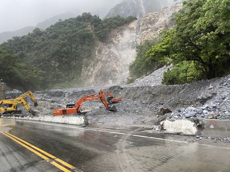 花蓮北區大雨   蘇花公路崇德段與台鐵北迴線暫封