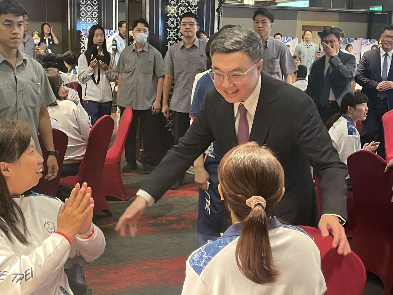 巴黎帕運選手歸國 卓榮泰：感受選手溫暖 展現運動家精神