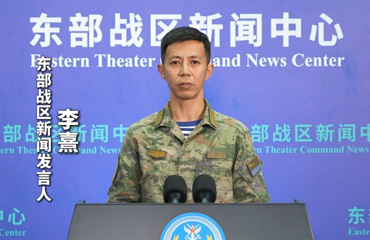 美加軍艦穿越台灣海峽 共軍稱全程跟監警戒