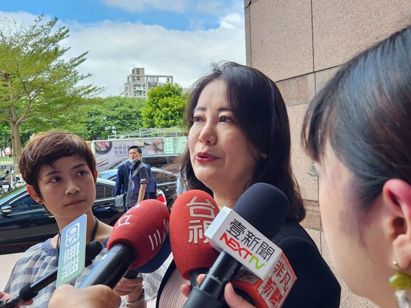 韓國瑜與卓榮泰10/4邀朝野餐敘 綠委盼不設前提 藍委籲有實質內容