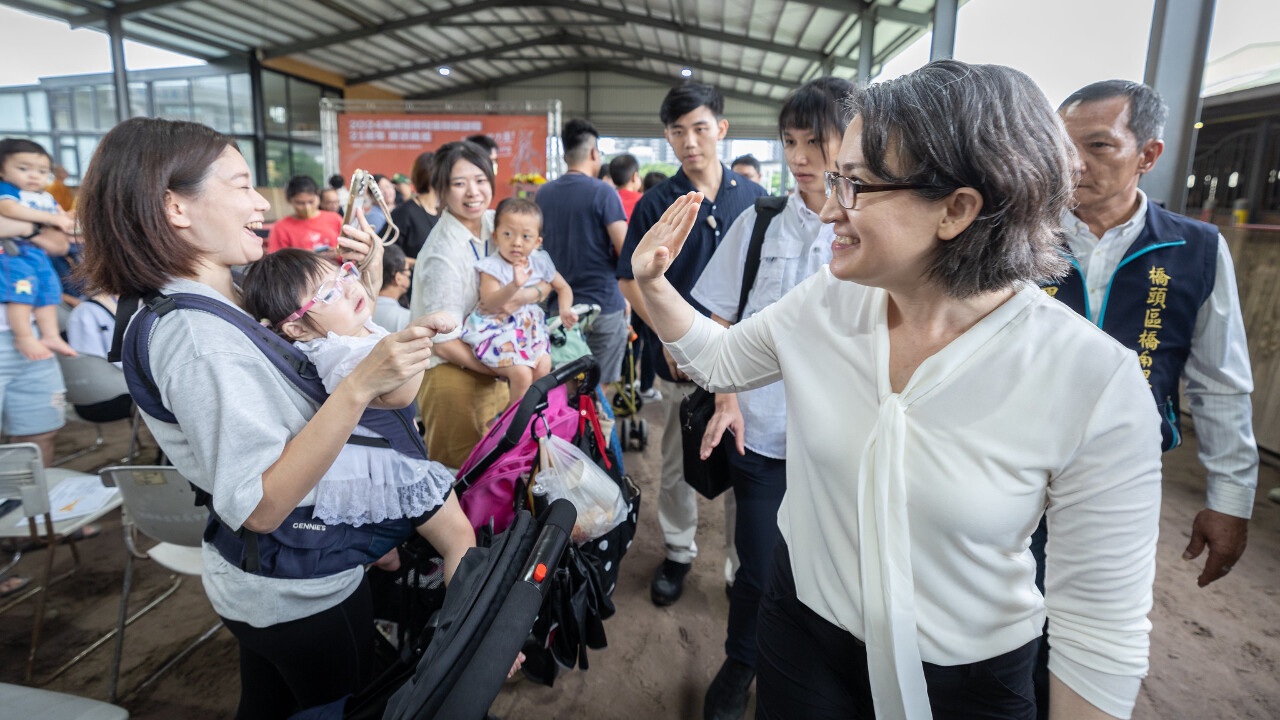 出席馬術治療兒童關懷課程開訓 副總統：為兒童早療投注更多資源