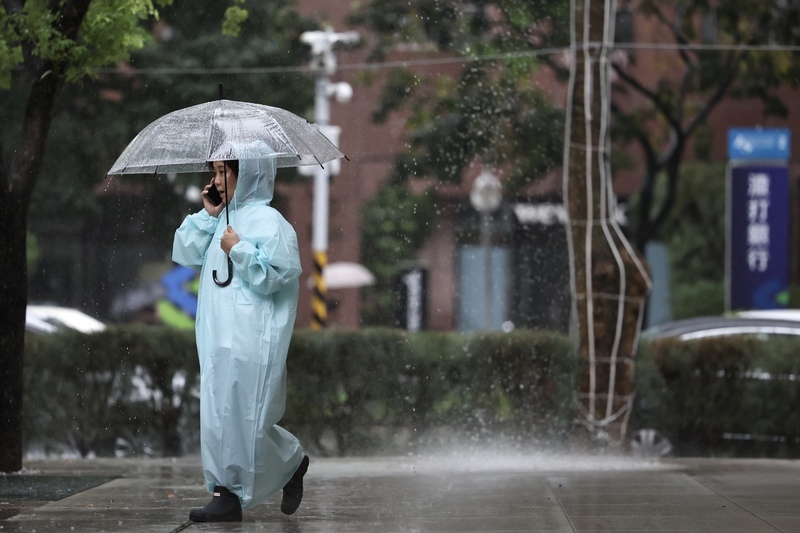 雨勢趨緩但仍有短延時強降雨 雲量多低溫24度
