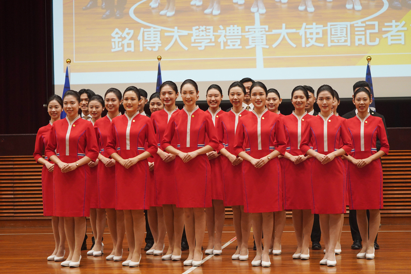 銘傳禮賓團40度登國慶大典 全新禮賓服裝首亮相