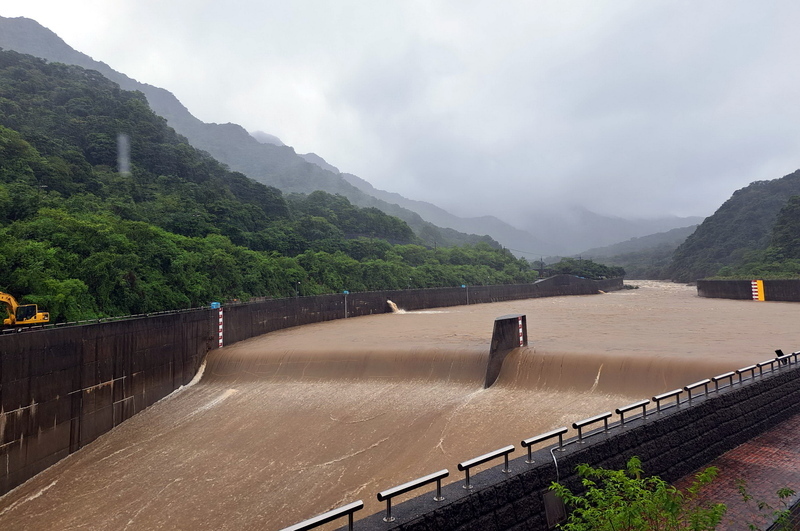 基隆河水位逾63公尺  員山子分洪開始運作