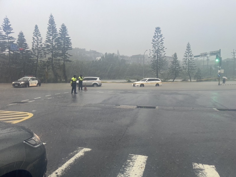 雨炸北海岸57件災情 金山3人失蹤