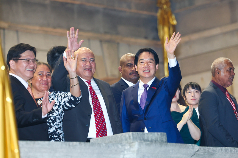 賴總統首次國慶演說：無論中華民國、台灣維持和平穩定不變 卸任首訪歐！蔡英文化身「台灣最佳代言人」