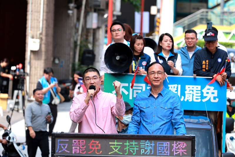 「罷樑」進入最後衝刺 朱立倫陪謝國樑掃街 沈伯洋、曹興誠挺拆樑