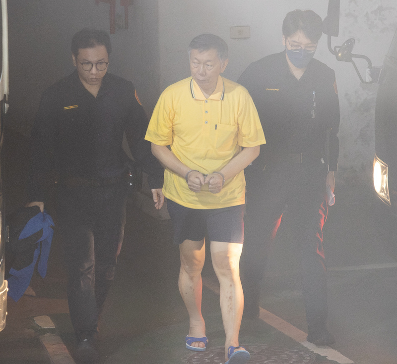 柯文哲探視病重父親  矯正署：依規定核准