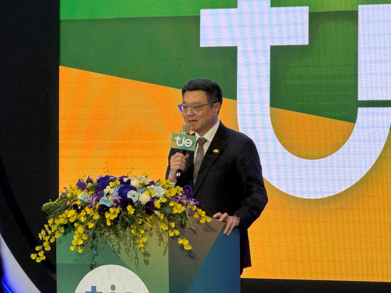 台灣成世界不可或缺供應鏈 卓榮泰宣示：打造主權AI