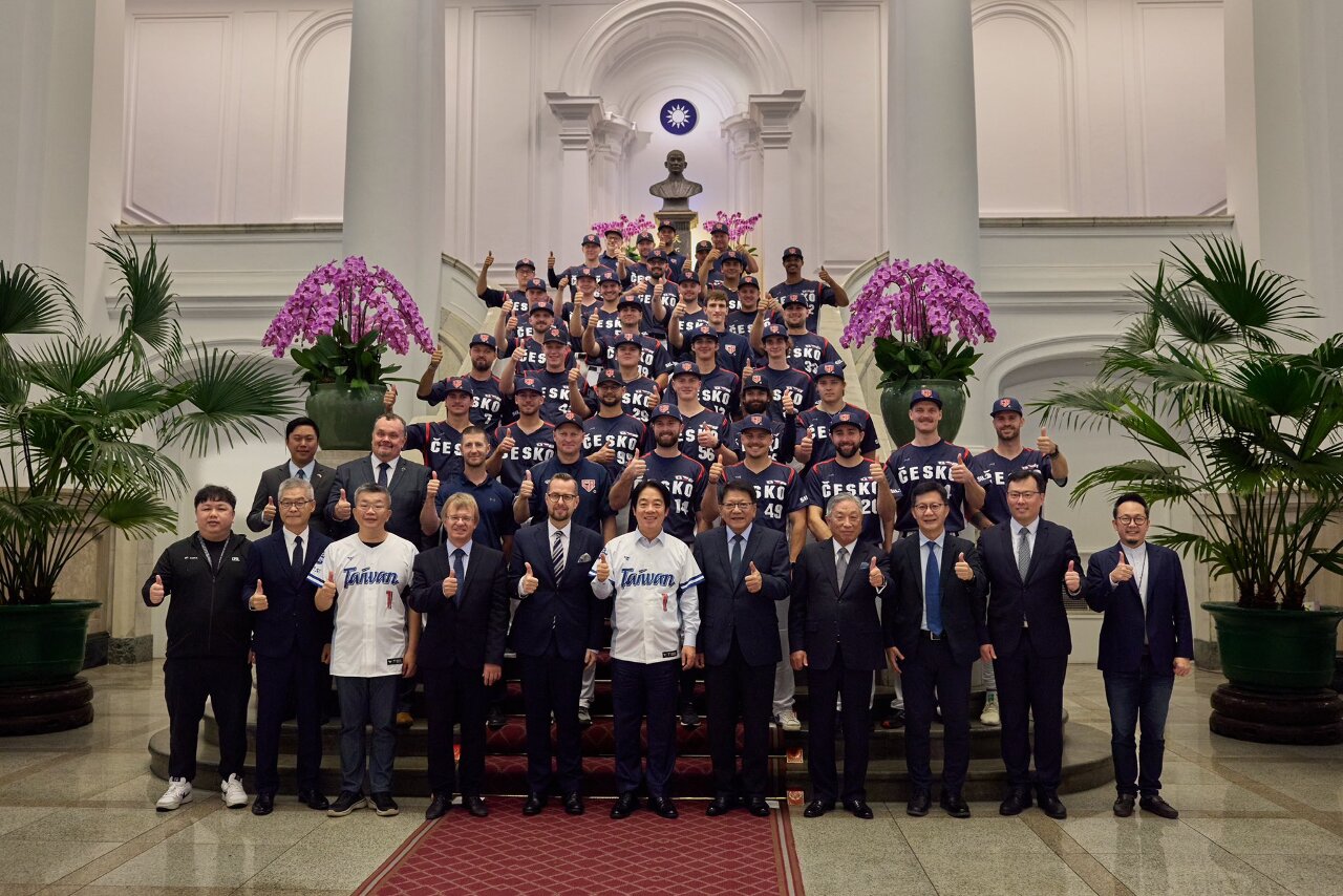 總統接見捷克國家棒球代表隊 盼雙方各領域交流成果豐碩