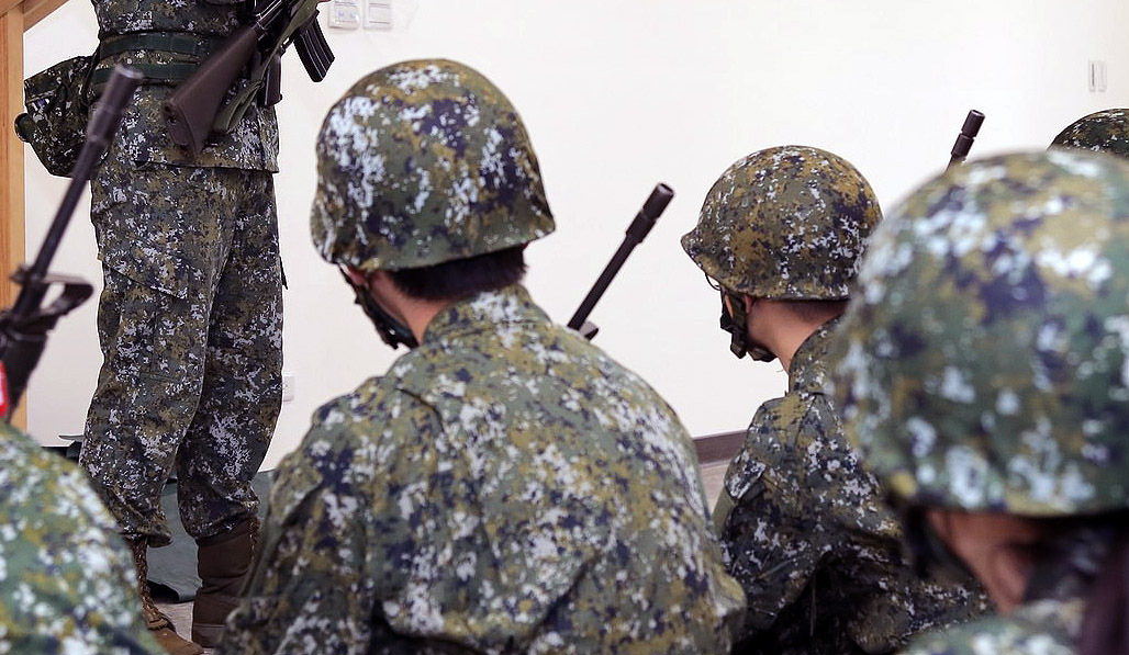 義務役新兵在廁所開槍  六軍團將究責