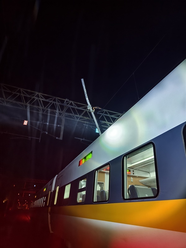 台鐵電車線掉落 和平南澳單線雙向行車