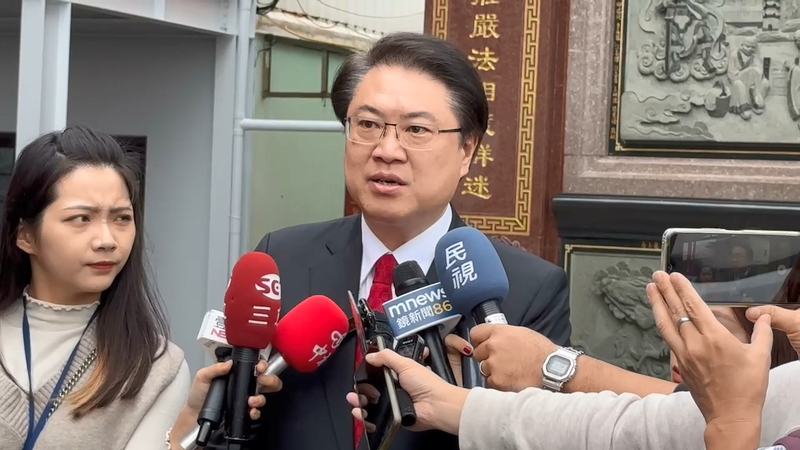 財劃法爭論不休 林右昌指藍營版本三大癱瘓中央