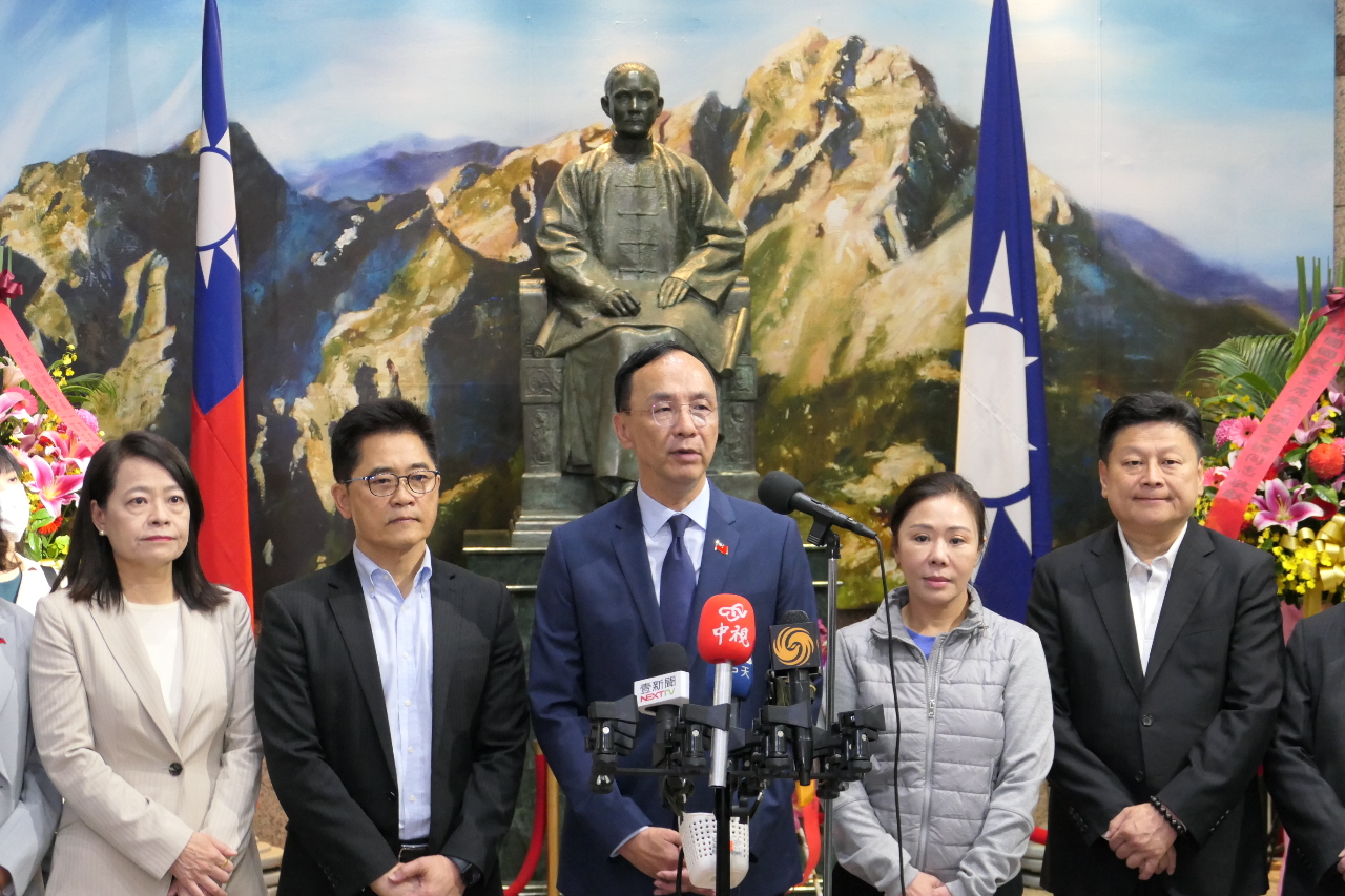 爭取藍黨魁連任？朱立倫避而不談