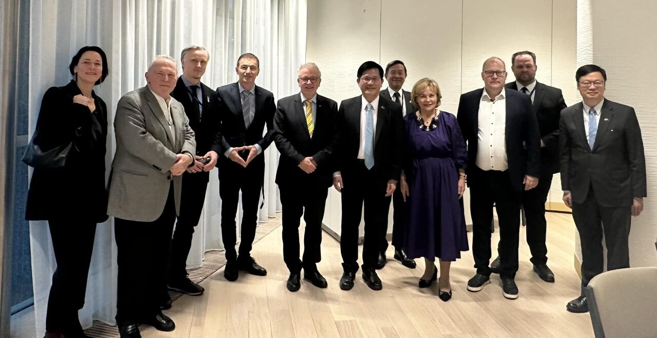 林佳龍首訪歐 比利時國會及歐洲議會議員熱情歡迎
