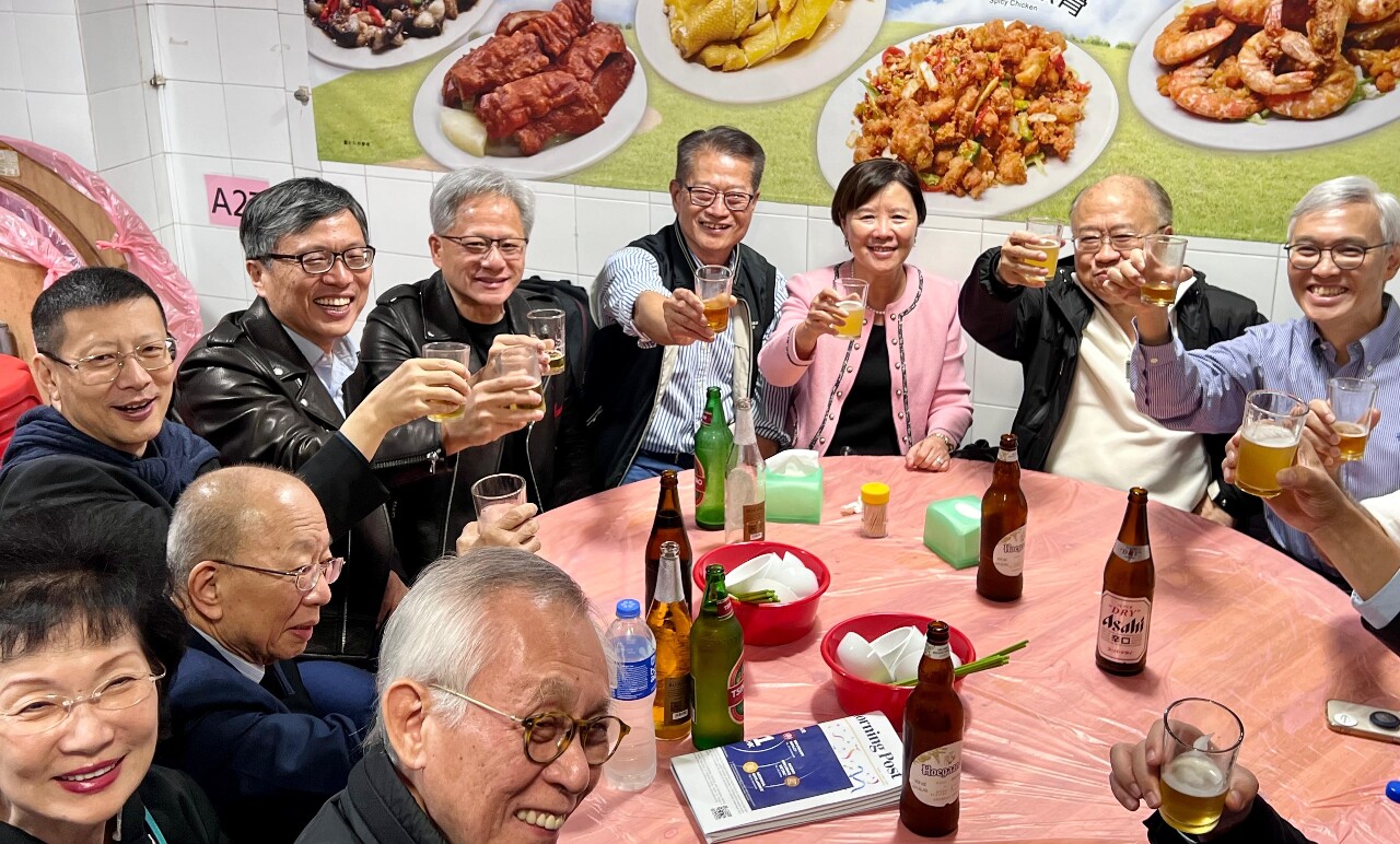 港媒：輝達業務不靠中國 黃仁勳不可能向北京跪低
